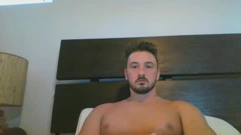 Snapshot of skinnyguylongdick1 chatting on 02.02.25 skinnyguylongdick1 online show from 02.02.25