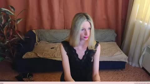 Snapshot of skinnyladyy chatting on 05.12.26 Skinnyladyy online show from 05.12.26