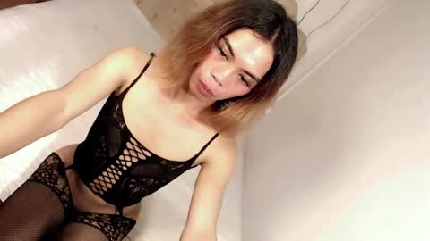 skinnytrans69 online show from 05.13.26