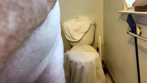 Snapshot of skipstar chatting on 09.15.25 Skipstar seneca cum online show from 09.15.25