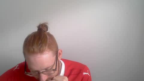 Snapshot of sklave_s chatting on 06.29.26 sklave_s online show from 06.29.26