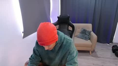 Liam Vokov online show from 04.24.26
