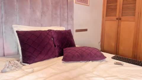 Sky Caroline online show from 03.09.26