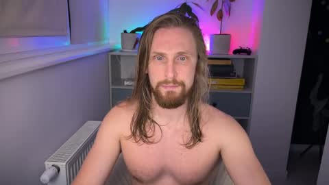 sky_guy25 online show from 11.01.25