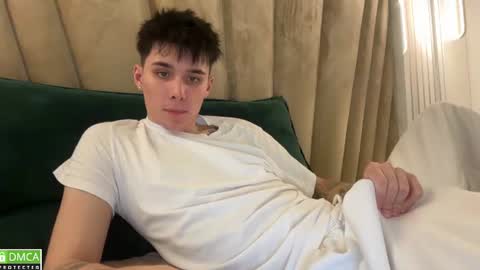 Snapshot of sky_hexx chatting on 07.29.26 Roby online show from 07.29.26