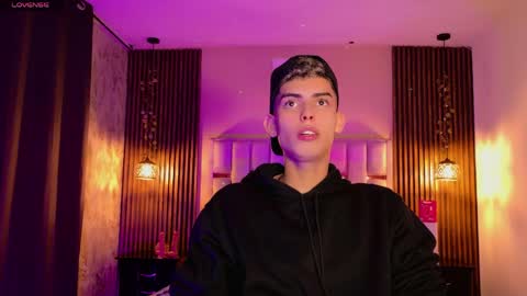 Daniel online show from 04.22.26