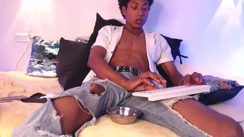 sky_walkerss online show from 02.20.26