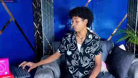 sky_walkerss online show from 06.14.26