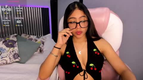 Snapshot of sky_winter chatting on 09.19.25 S O F I online show from 09.19.25