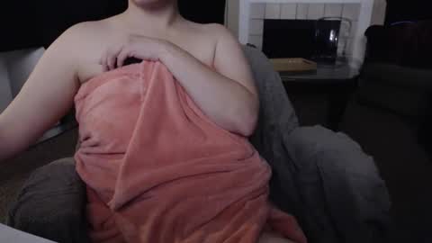 SKYLE   online show from 11.28.25