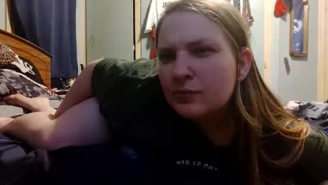 Skye Blue online show from 10.19.25