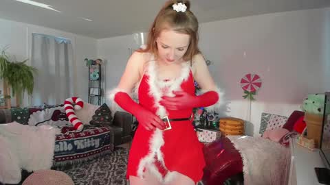 Skye Watson online show from 12.21.24