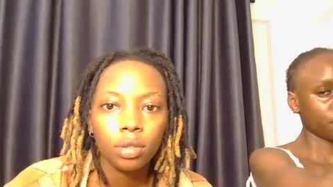 Snapshot of skylar28_ chatting on 05.27.26 skylar28_ online show from 05.27.26