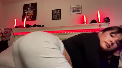 Skylar Angel online show from 04.28.26