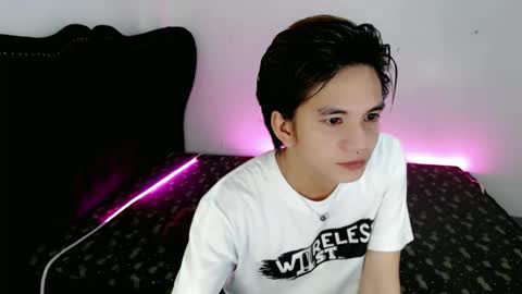 Snapshot of skyloquitexx chatting on 04.05.26 skyler online show from 04.05.26