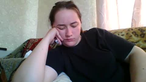Snapshot of skyressie333 chatting on 05.19.26 skyressie333 online show from 05.19.26