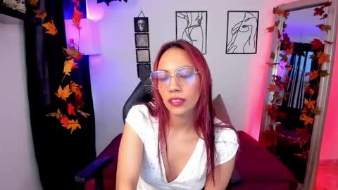 Snapshot of skyssoul chatting on 10.27.25 cielo     online show from 10.27.25