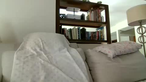 Sky Winters online show from 09.16.25