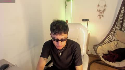 Snapshot of slasher_x chatting on 01.15.26 slasher_x online show from 01.15.26