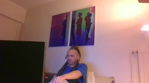 Snapshot of slashfantasy chatting on 05.11.26 slashfantasy online show from 05.11.26