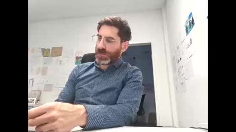 Snapshot of slavefuckfunhype chatting on 12.30.24 camboy online show from 12.30.24