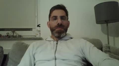 Snapshot of slavefuckfunhype chatting on 01.27.25 camboy online show from 01.27.25