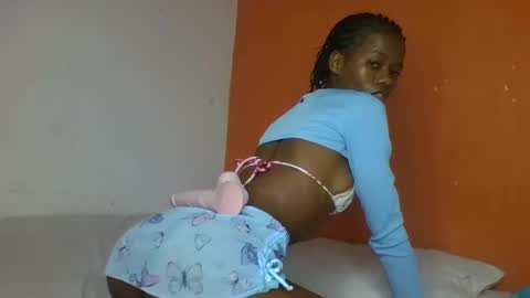 Snapshot of slaybby chatting on 02.21.25 Slaybby online show from 02.21.25