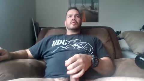 Snapshot of sleeplikeevil88 chatting on 03.28.26 sleeplikeevil88 online show from 03.28.26