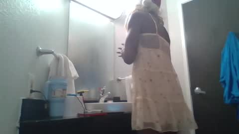 Bottmboitwink online show from 11.28.25