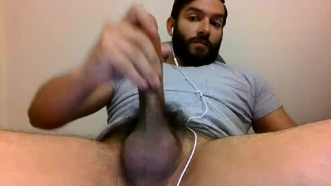 Snapshot of slhendyman chatting on 01.09.25 slhendyman online show from 01.09.25