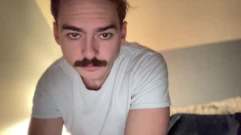 Snapshot of slickmass chatting on 01.28.25 SlickMass online show from 01.28.25