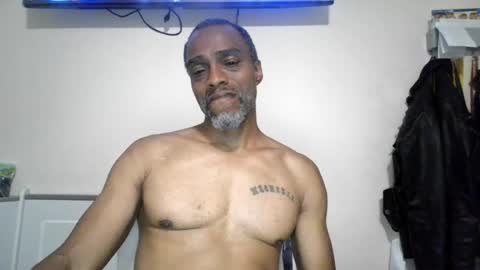 Snapshot of slim975 chatting on 08.03.26 slim975 online show from 08.03.26