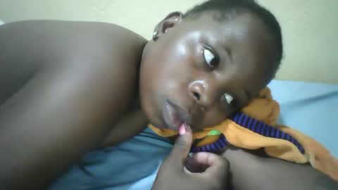 slim_petite_ebony online show from 05.16.26