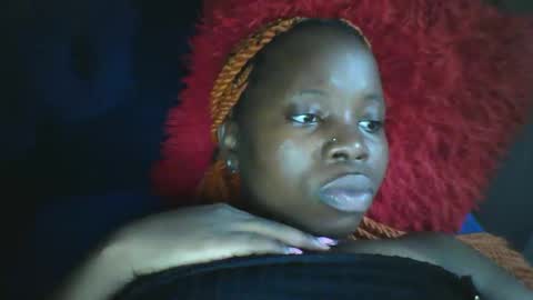 slim_petite_ebony online show from 06.03.26