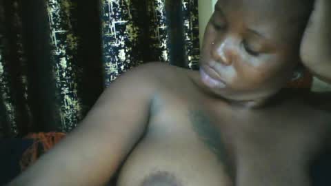 slim_petite_ebony online show from 06.13.26