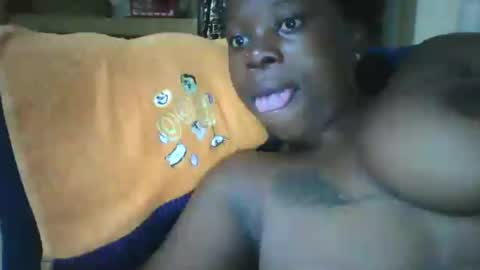 slim_petite_ebony online show from 07.15.26