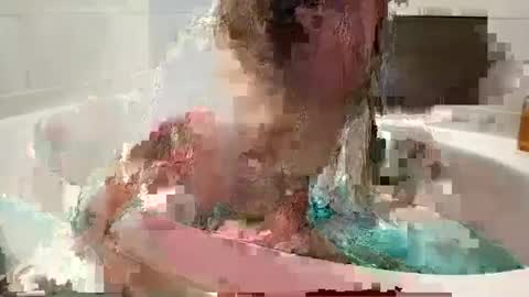 slipperysav online show from 10.20.25