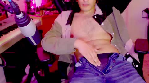 Snapshot of sloburnbabyx chatting on 03.08.25 sloburnbabyx online show from 03.08.25