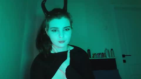 sloomonata online show from 10.31.25