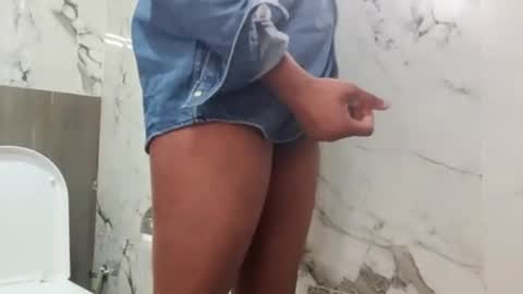 slowmooo_42069 online show from 03.19.26