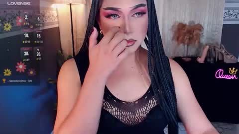Snapshot of sluthotcummer69x chatting on 03.23.26 EMPRESS GODDESS KRISTINE online show from 03.23.26