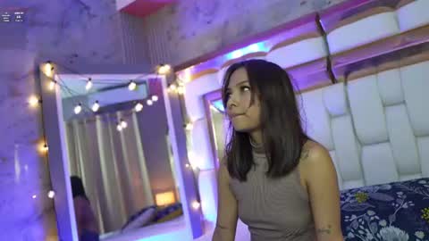 Snapshot of slutlittlecamila chatting on 07.14.26 CAMILA online show from 07.14.26
