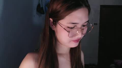 Snapshot of slutty_hannaxx chatting on 06.19.26 slutty_hannaxx online show from 06.19.26