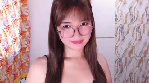 Snapshot of slutty_hannaxx chatting on 07.17.26 slutty_hannaxx online show from 07.17.26