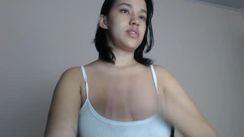 Snapshot of slutty_pervert chatting on 04.23.26 Sofia online show from 04.23.26