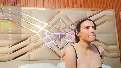 Snapshot of sluttyandmature chatting on 03.04.25 MARCELA online show from 03.04.25