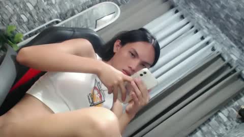 CHIE CHIE online show from 02.17.25