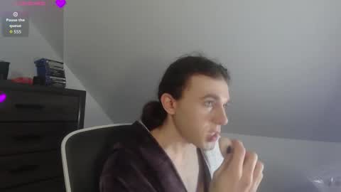 Natsu online show from 02.05.26