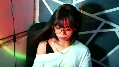 Snapshot of sluttypatotie chatting on 04.24.26 sluttypatotie online show from 04.24.26