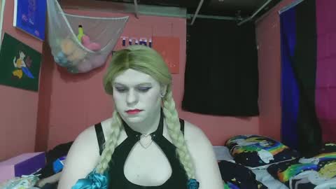 Tori Smith online show from 02.09.25